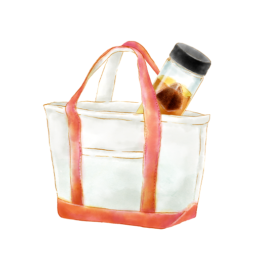 バッグに保冷ボトルを入れて持ち出す様子